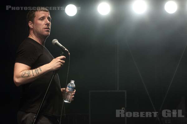 SLEAFORD MODS - 2016-05-27 - PARIS - Espace Charlie Parker - Grande Halle - 